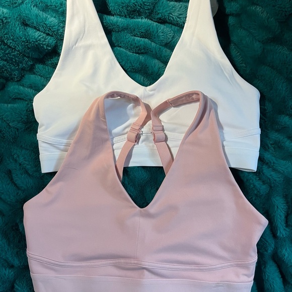 TWO Fabletics V-neck 2-way low impact all day every day sports bras - Picture 5 of 5